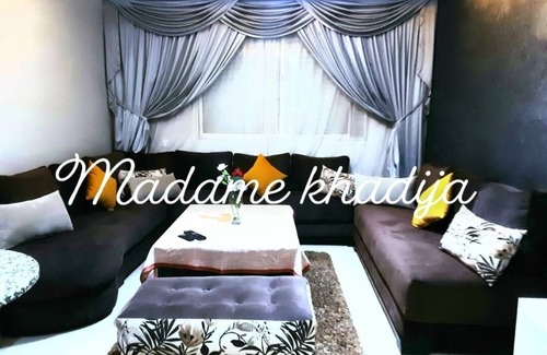 Cite Al Mohammadi Apartment | Elegant Island Apartment with Pool & Family-Friendly Perks
