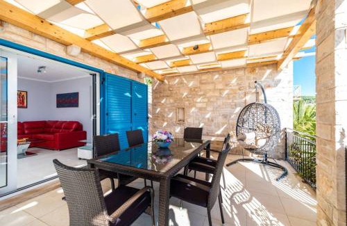 Vela Luka Apartment | Marina View Apartment: Top-Rated Oceanfront Retreat