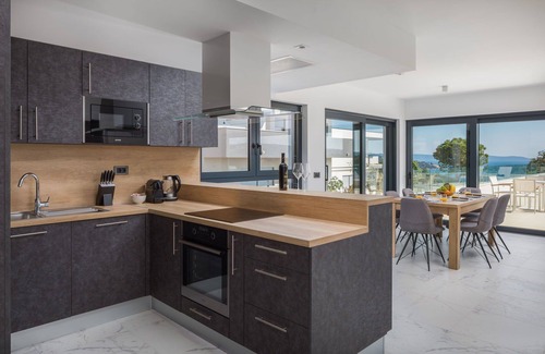 Seget Vranjica Apartment | Pet-Friendly Nautica Apartment with Pool & Perfect Rating