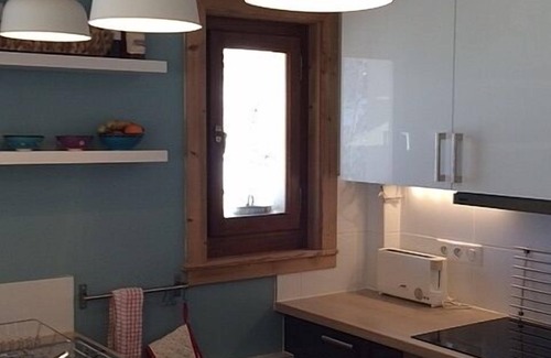 Morzine Apartment | Stunning Apartment for 6 Near Ski Lifts with Great Views
