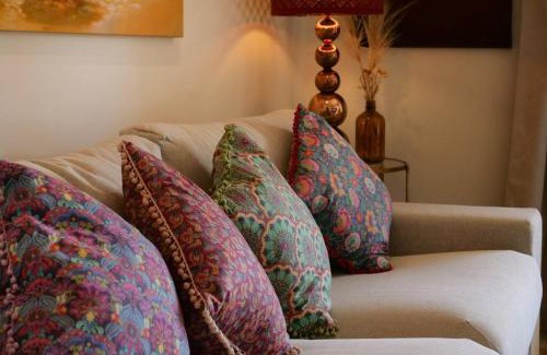 Saint-Tropez Apartment | Elegant St-Tropez Apartment - 10 Min Walk to Downtown
