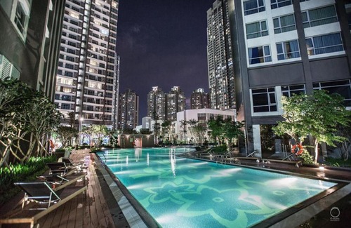 Hang Xanh Apartment | Guest Rated: 10/10 at Landmark 81 Urban Sky View