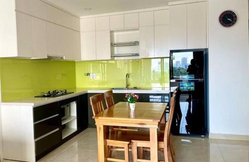 Phu Nhuan Apartment | Stylish Apartment Near Airport with Great Amenities
