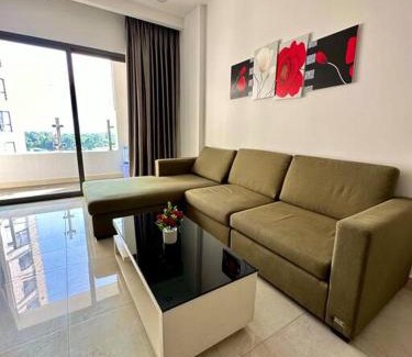 Phu Nhuan Apartment | Stylish Apartment Near Airport with Great Amenities