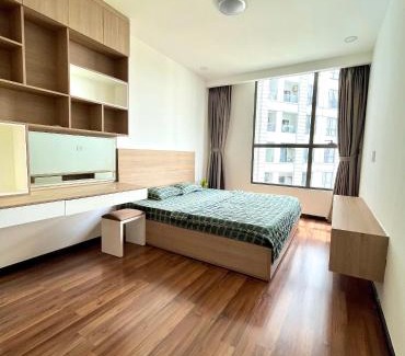 Phu Nhuan Apartment | Stylish Apartment Near Airport with Great Amenities