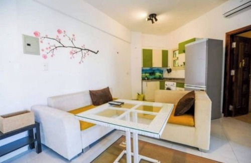Al Ahyaa Apartment | Relax in a Private Pool Apartment with Spa and Hot Tub