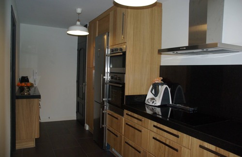 Santander Condo | Elegant Apartment with Bay Views in Santander - Rated 9.8