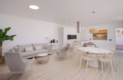 Puerto Rico Apartment | Elegant Apartment with Private Garden & Pool – Rated 9.6/10