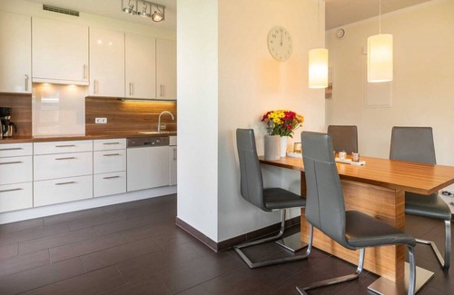 Ostseebad Baabe Apartment | Elegant Oceanfront Apartment with Sauna and Spa Amenities