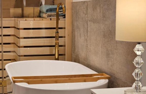 Weißgerber Apartment | Luxury Apartment with Sauna in City Center
