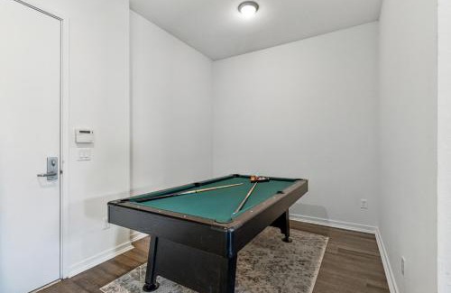 Del Rey Hotel | Top-Rated Loft Apartment with Pool and Hot Tub Amenities