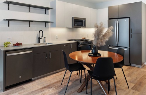 Everett Apartment | Luxury Apartments by Hyatus at Boston Everett