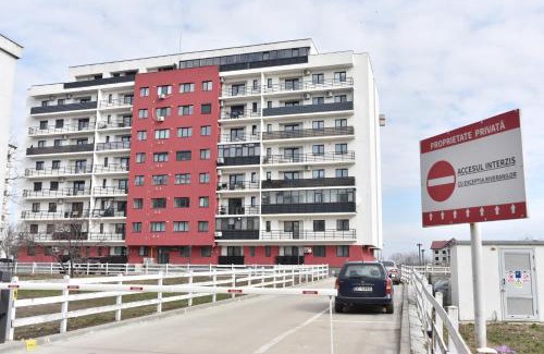 Bacau Apartment | Elegant 4-Star Apartments with Hot Tub & Pet-Friendly Options