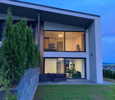 Maly Slavkov Apartment | Elegant Apartments with Top-Rated Guest Experience