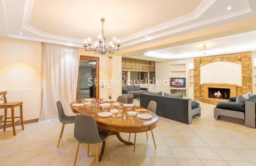 Thermi Apartment | Remarkable Apartment Near Thessaloniki for Group Gatherings