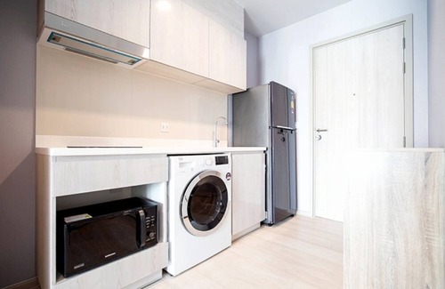 Makkasan Condo | Elegant Apartment with Pool & Free Pickup Near Siam