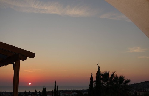 Peyia Town Apartment | Seaview Sunset Apartment with Pool and Free Wi-Fi