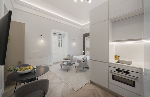 Sao Pedro Apartment | Elegant Art Experience at FAA Belas Artes 3 Hotel
