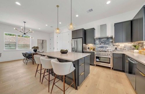 Riverside House | Luxury Austin House | Pool | Game Room | Near DT