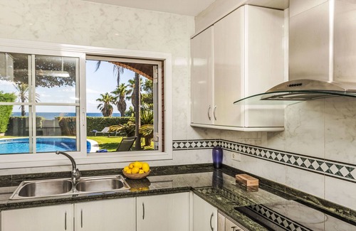 L Almadrava House | Luxury B by Interhome