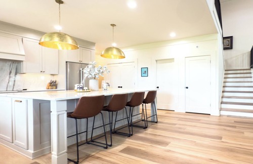Port O Connor House | Luxury Barndo -Secure Boat Storage & Ice Maker