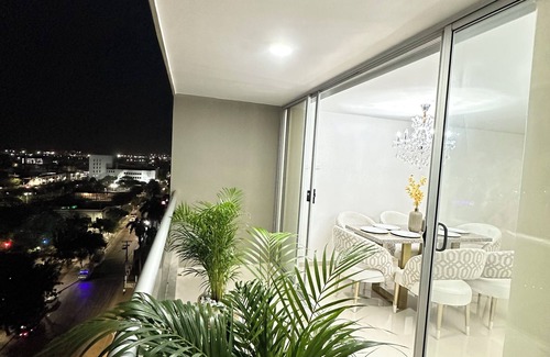 Boston Apartment | Luxury Barranquilla norte, 3 private parking, 4 air conditioned, river view