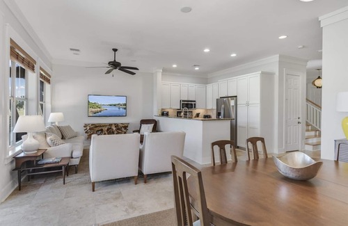 Sandestin Villa | Magnolia Bay Townhome: Private Beach Access & Golf Cart