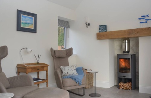 Kirkcudbright Cottage | Beachfront Bothy with Private Access & 10/10 Guest Rating
