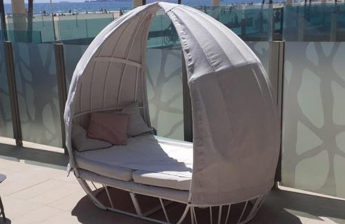 Alboraya Apartment | Oceanfront Apartment with Pool and 9.4/10 Guest Rating