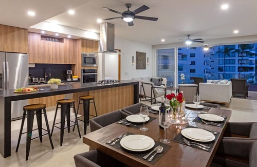 Bucerias Condo | Beachfront Condo Retreat in Heart of Bucerias - 10/10 Rated