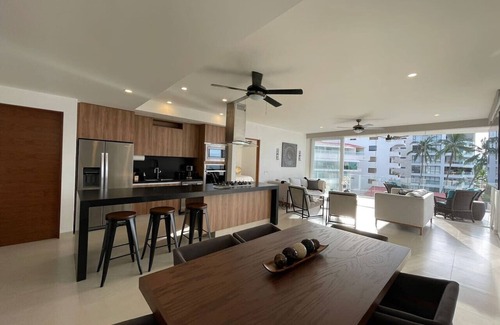 Bucerias Condo | Beachfront Condo Retreat in Heart of Bucerias - 10/10 Rated