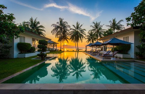Taling Ngam House | Luxury Beach front Villa Baan Asan Chef and Staff included lth9