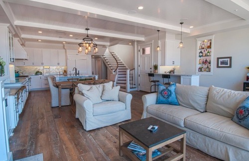 Santa Ana Heights House | Beach House Retreat with Pool and Ocean Views - 10/10 Rated