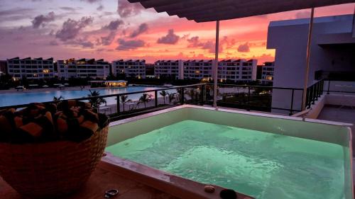 Punta Cana Apartment | Luxury Beach Penthouse Jacuzzi Lagoon View