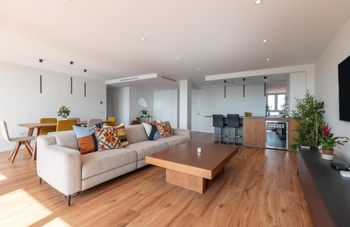 La Malagueta Apartment | Beachfront Apartment with Ocean Views & 9.6 Guest Rating