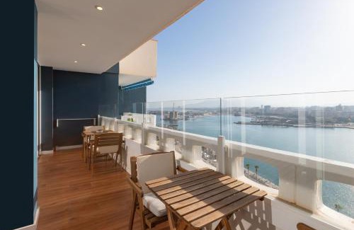 La Malagueta Apartment | Beachfront Apartment with Ocean Views & 9.6 Guest Rating