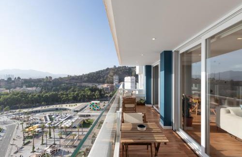 La Malagueta Apartment | Beachfront Apartment with Ocean Views & 9.6 Guest Rating