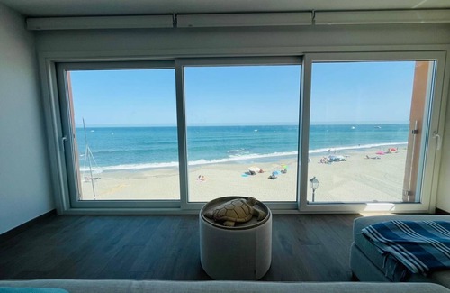 Torreguadiaro Apartment | Beachfront Two-Bed Apartment with Spa and Pet-Friendly Options
