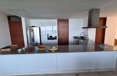 Telchac Puerto Condo | Seaside Apartment Retreat with Hot Tub and Spa Amenities