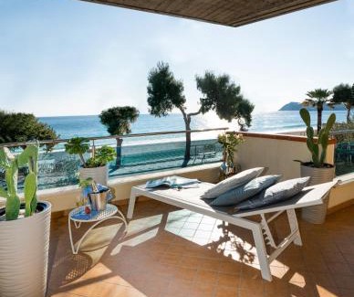 Mazzeo Apartment | Stylish Beachfront Apartment in Taormina with Pool Access