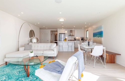 Sharp Park Apartment | Prime Beachfront Condo with Top Ratings & Family-Friendly Perks