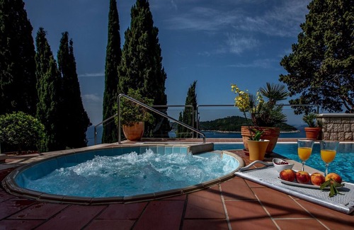 Municipality of Dubrovnik Villa | Beachfront Villa Dubrovnik Palace with Private Pool & Spa
