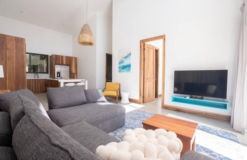 Paquera Villa | Luxury Beachside Villa in a Private Gated Community – Walk to the Ocean!