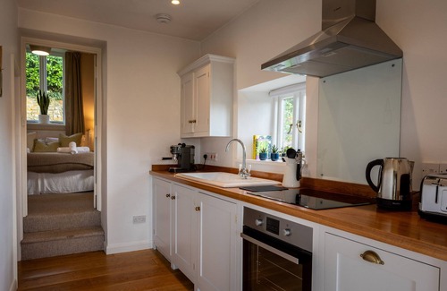 Smallridge Cottage | Secluded Valley Retreat with Kitchen and Family-Friendly Perks