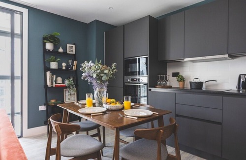 Fairfield Apartment | Luxury Breathtaking Views Apartment | 2 Bathrooms