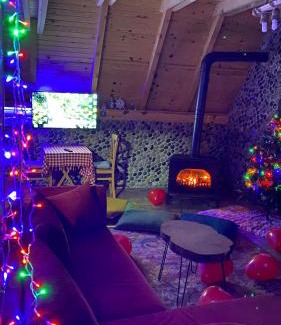 Ardesen Villa | Inviting Bungalow with Barbecue and Family-Friendly Vibes