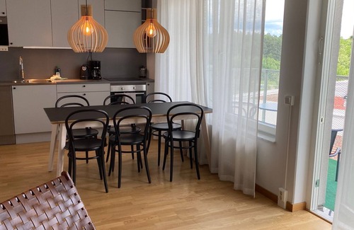 Hallonbergen Apartment | Elegant Two-Room Business Apartments with Kitchen & Breakfast