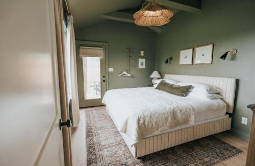 Strasburg House | Luxury Cabin at Beaver Creek with hot tub and stunning views