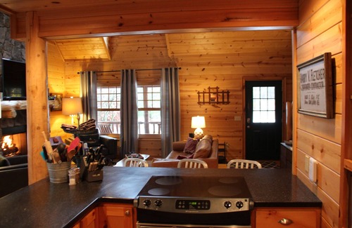 Saugatuck Cabin | Idyllic Cabin Retreat: Family Fun & Romantic Escape Awaits
