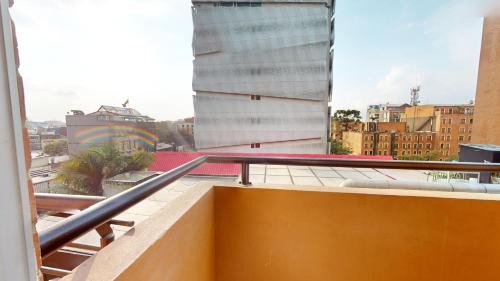 Zona Rosa Apartment | Pet-Friendly Loft in Zona T - Experience Urban Comfort